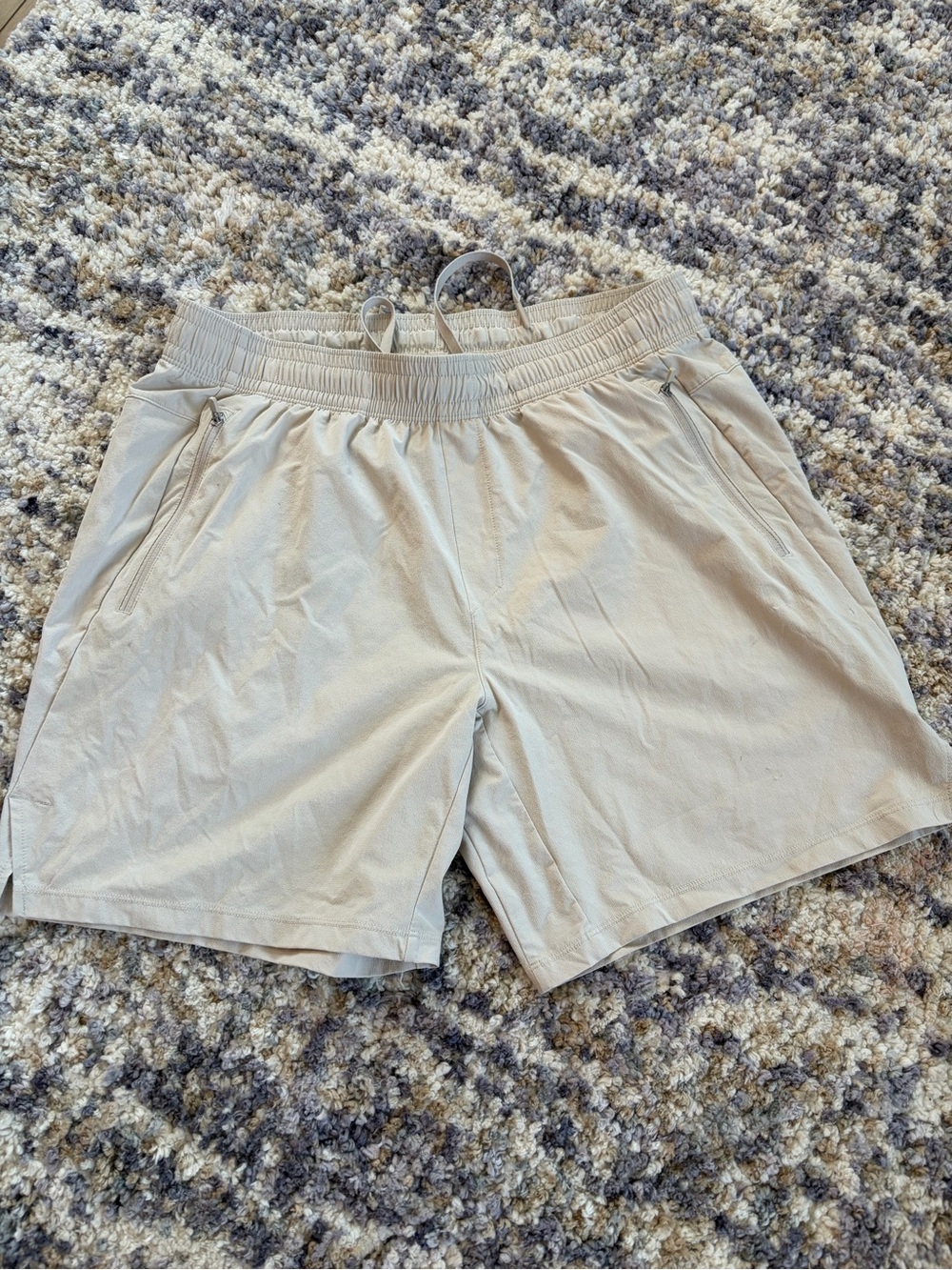 All in Motion Men’s Stretch Woven 7” Athletic Shorts Beige Size M
